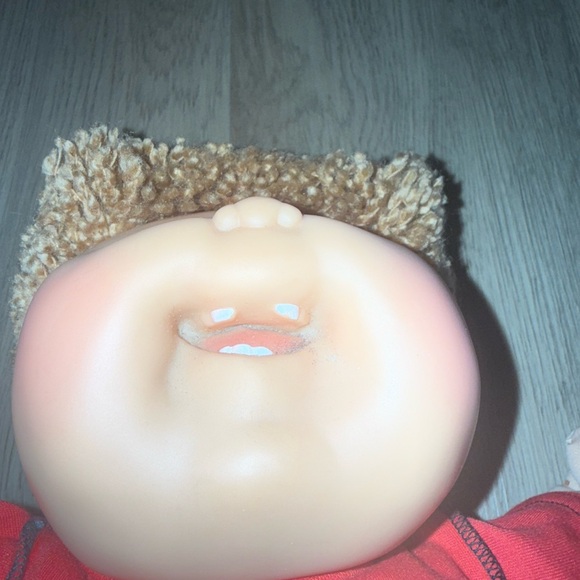 Vibrant Red Outfit Doll‎ with Patterned Shorts - Picture 7 of 7